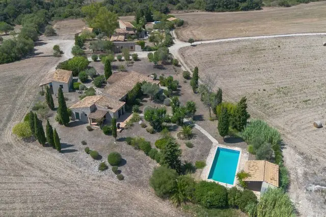 Finca Alzina